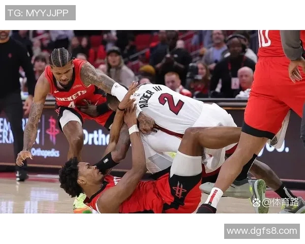 2019年火箭与热火精彩对决全场录像回放及精彩瞬间分析 2019年火箭与热火精彩对决全场录像回放及精彩瞬间分析