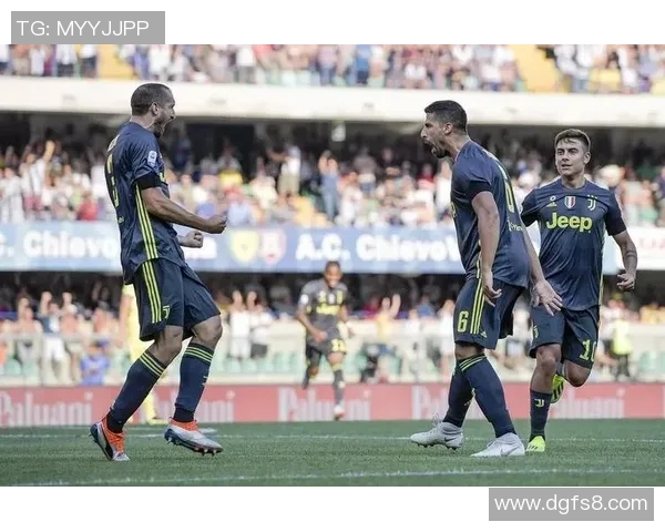 亚特兰大主场迎战切沃两队争夺关键三分展开激烈对决 亚特兰大主场迎战切沃两队争夺关键三分展开激烈对决