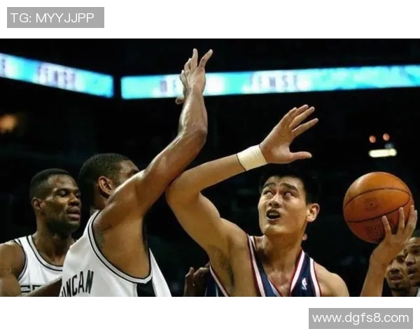 姚明领衔火箭对阵马刺精彩瞬间视频回顾与分析