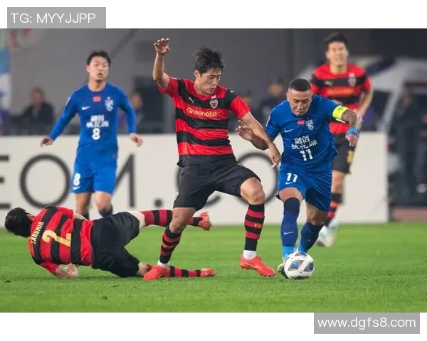 山东鲁能迎战浦项铁人激战在即球迷期待精彩对决与胜利时刻