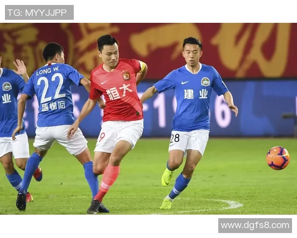 河南建业与深圳重播精彩对决回顾分析及比赛亮点总结