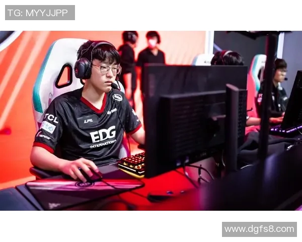 和平精英赛场分析EDG战队防守反击策略的优劣势探讨MBA