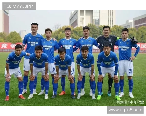 广州富力迎战泰州远大争夺中甲联赛关键三分之战